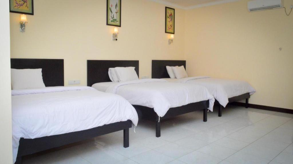 Uni Beach Hotel Pangandaran Εξωτερικό φωτογραφία